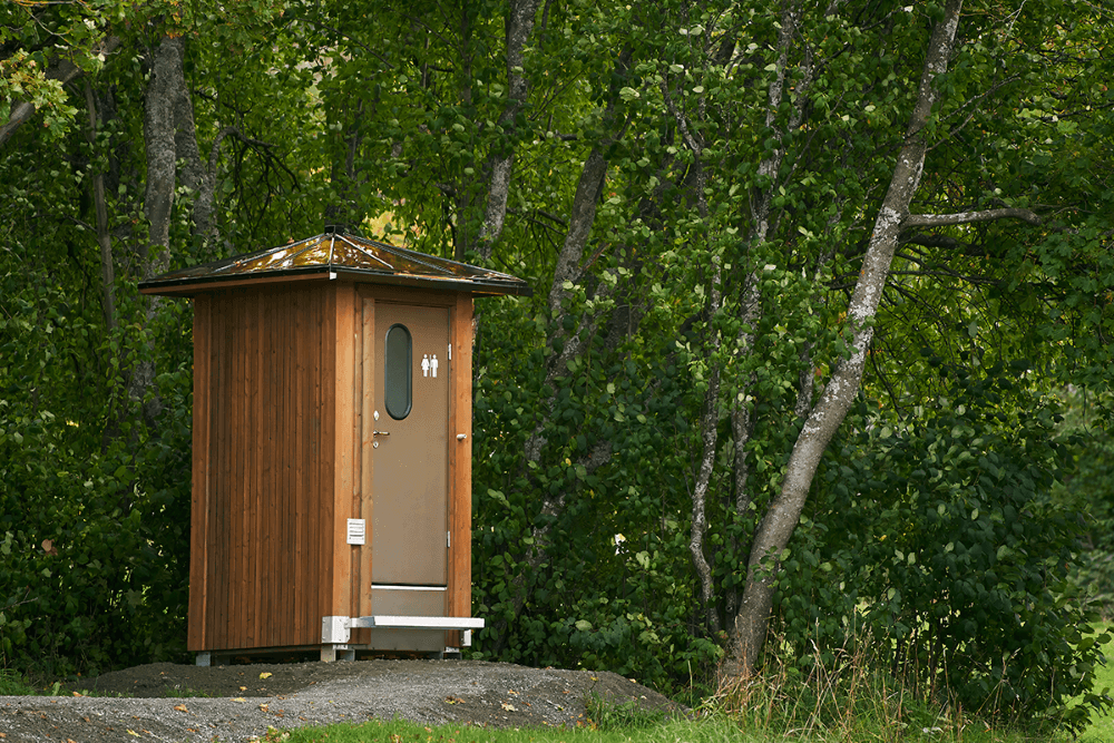 Как биопрепараты помогают поддерживать чистоту в частных домах и на даче