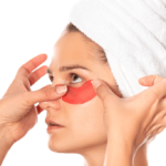 Патчі під очі: секрет швидкого відновлення шкіри навколо очей