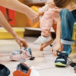 Как правильно выбрать обувь для мальчиков?