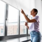 как мыть рулонные шторы день ночь