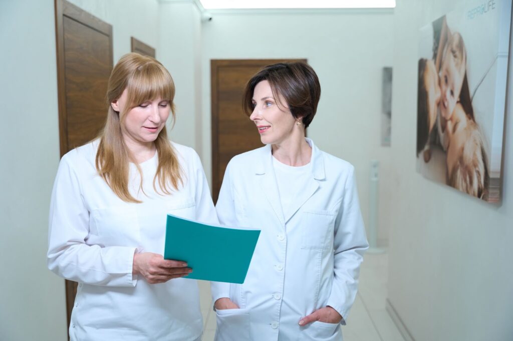 Консультация репродуктолога в Киеве: эффективная помощь на пути к желанной беременности