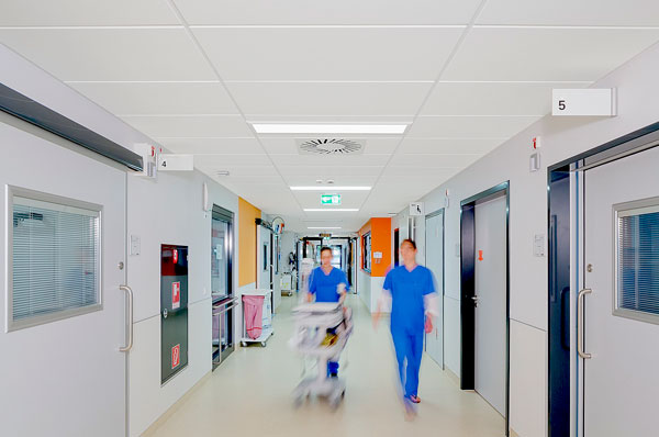 Какие подвесные потолки подойдут для медицинских учреждений?