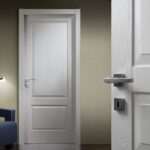 Топ-5 матеріалів для міжкімнатних дверей: переваги та недоліки