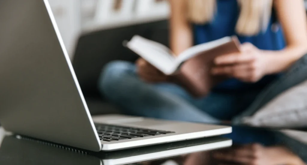 Замовити реферат онлайн: як оформити якісну роботу тут і зараз