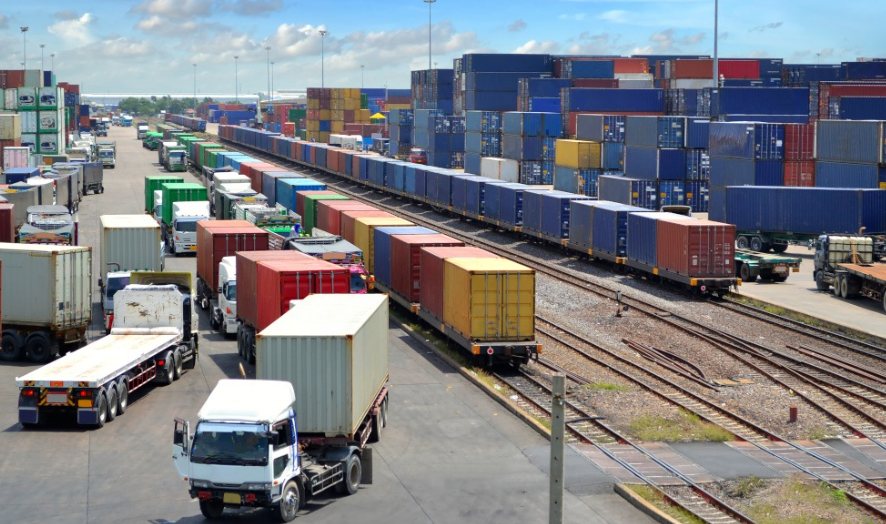 Топ-5 переваг залізничних перевезень габаритних вантажів